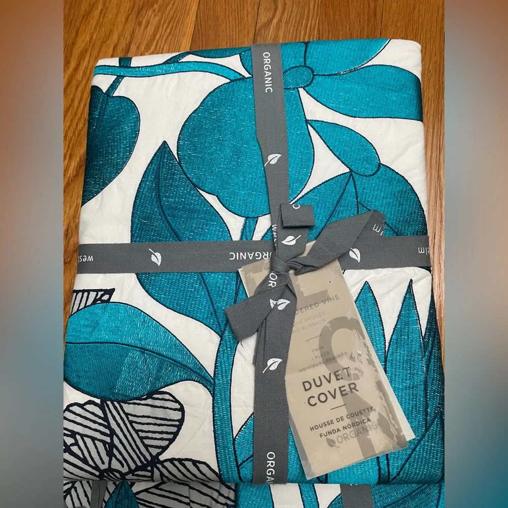 NWT West Elm Teal and White Botanical F/Queen Duvet Cover 2 Standard Sham Rare